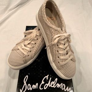 Sam Edelman Elena Sneaker- size 7M